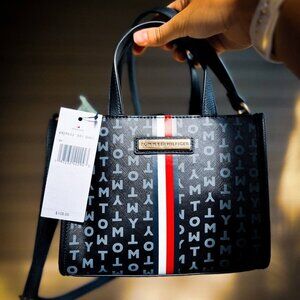 TOMMY HILFIGER small handbag women new free shipping